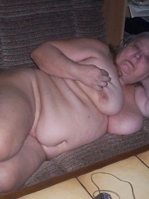 Plump Wives - Exclusive Amateur BBW pics